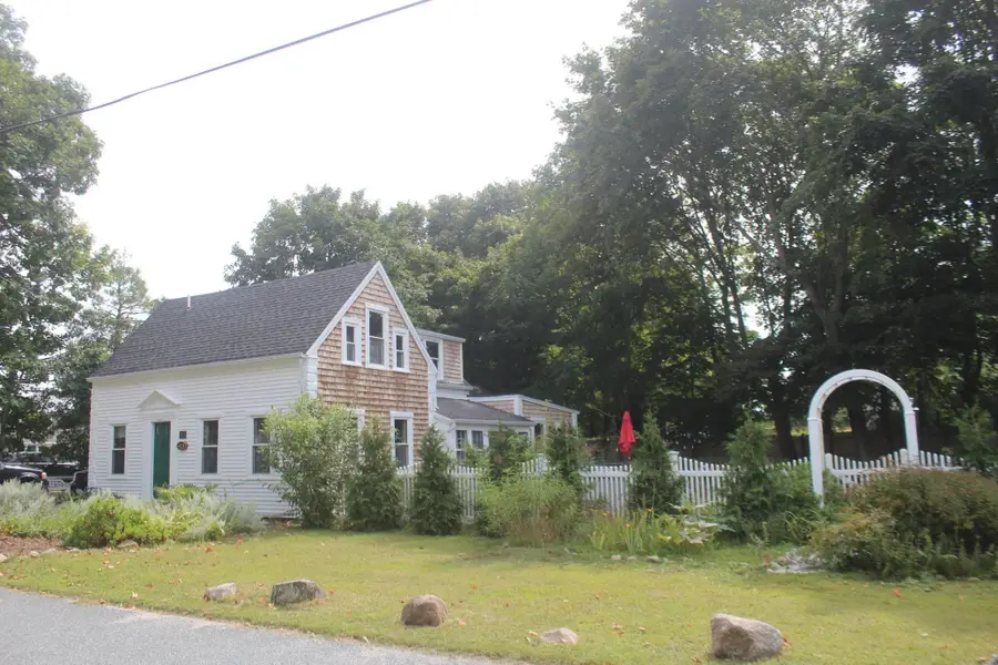 415 Pine St, South Yarmouth, MA 02664 - #2