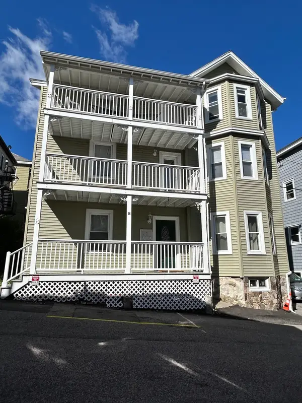 8 White Ave, Brookline, MA 02467