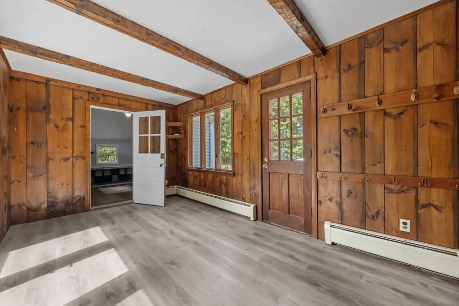6 Crocker St, Middleboro, MA 02346 - #2