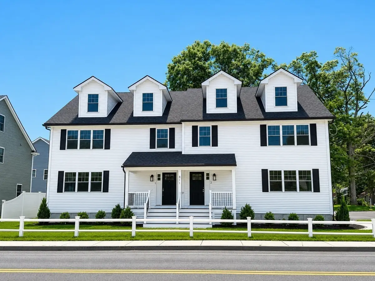 811 Main St #1, Tewksbury, MA 01876 - #1