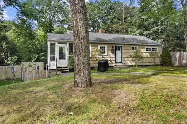 101 Wales Rd, Monson, MA 01057