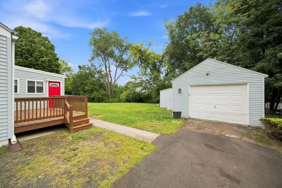 12 Park Ave, Holyoke, MA 01040 - #3