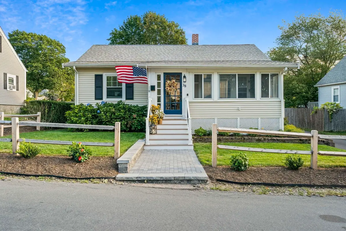 38 Sterling St, Braintree, MA 02184 - #1