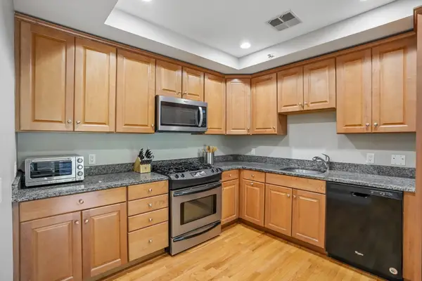 328 Copeland St #3A, Quincy, MA 02169