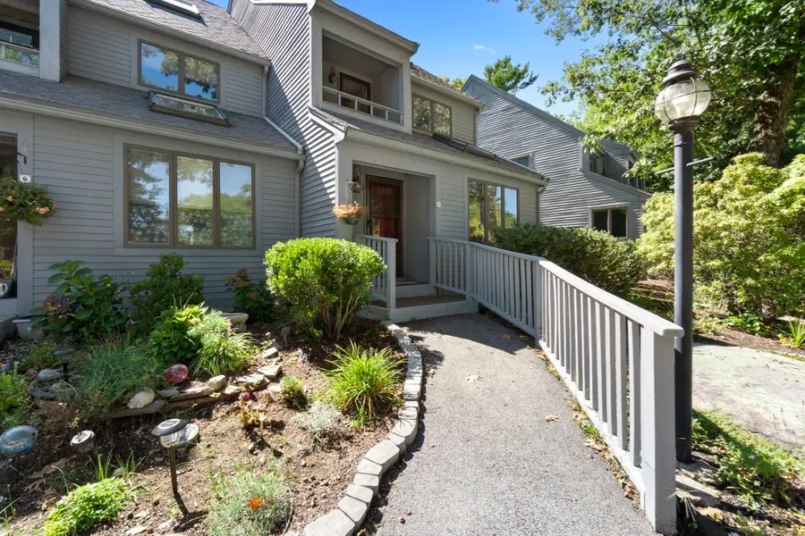 612 Essex Ave #5, Gloucester, MA 01930 - #2