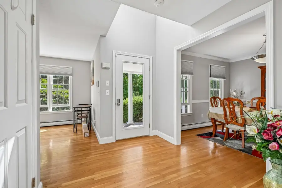 8 Tiffany Rd, Bourne, MA 02532 - #3