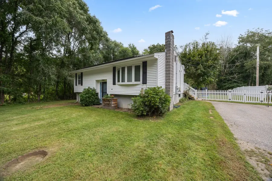 78 Ellis Rd, Southbridge, MA 01550 - #3