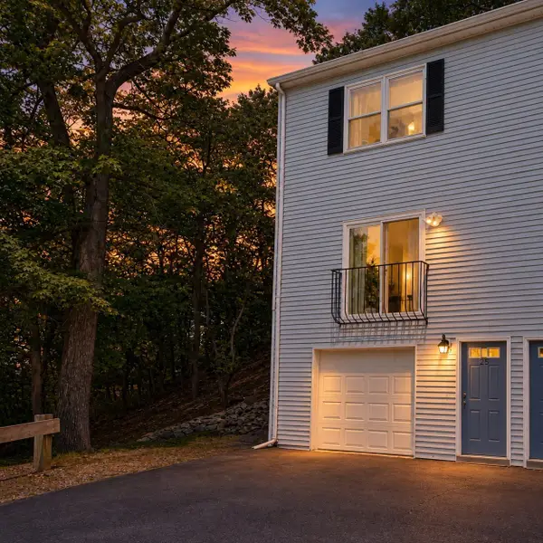 25 Gediminas St #25, Worcester, MA 01610