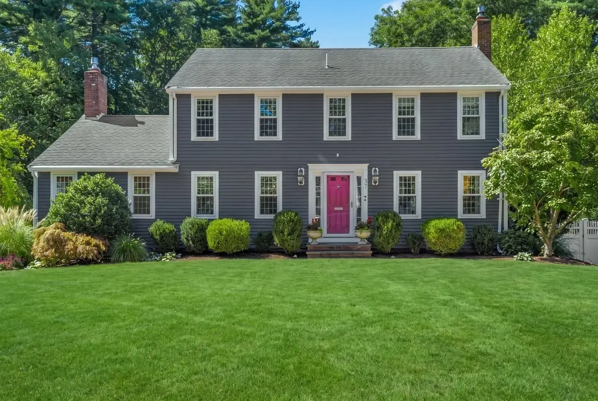 37 Stagecoach Rd, Hingham, MA 02043 - #1