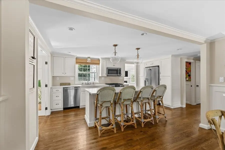 37 Stagecoach Rd, Hingham, MA 02043 - #3