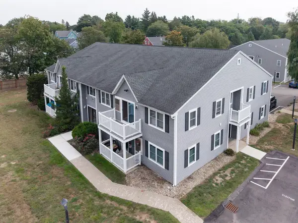 450 Somerset Ave #1-5, Taunton, MA 02780