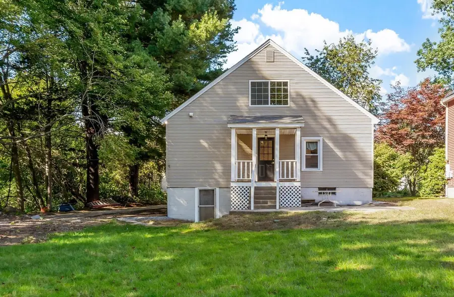 15 Arcadia St, South Grafton, MA 01560 - #3