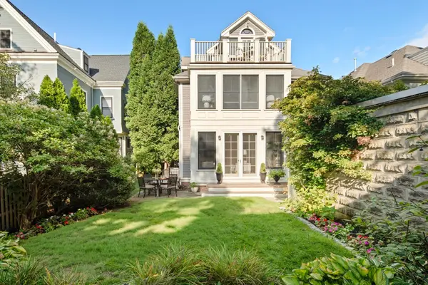 25-27 Gray Street #27, Cambridge, MA 02138
