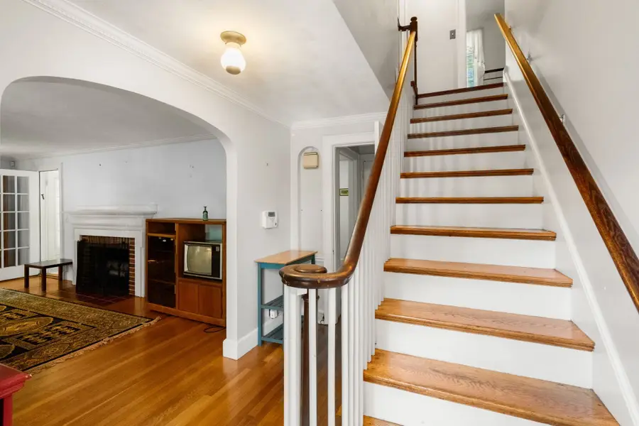20 Buswell Park, Newton, MA 02458 - #2
