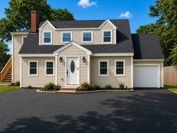 385 Bearses Way, Barnstable, MA 02601