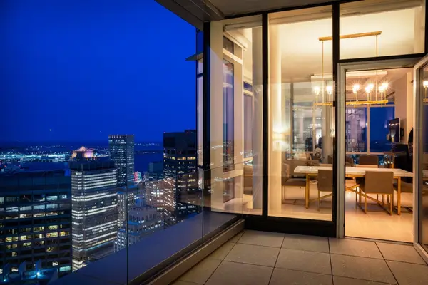 1 Franklin Street #PH2D, Boston, MA 02110