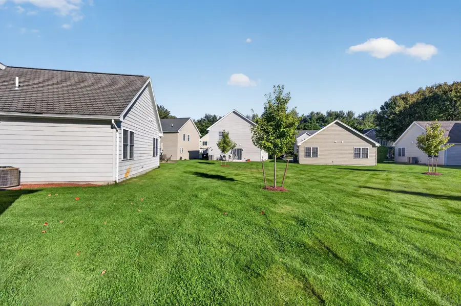 66 Par Ln #66, Tewksbury, MA 01876 - #3