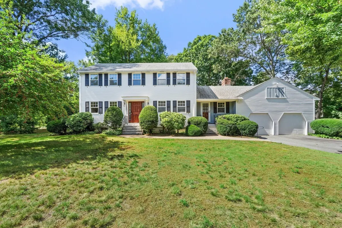 215 Oak Hill Circle, Concord, MA 01742 - #1