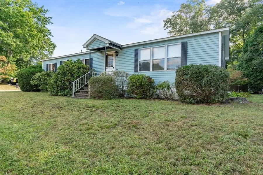 36 Silver Birch Ln, Kingston, MA 02364 - #2