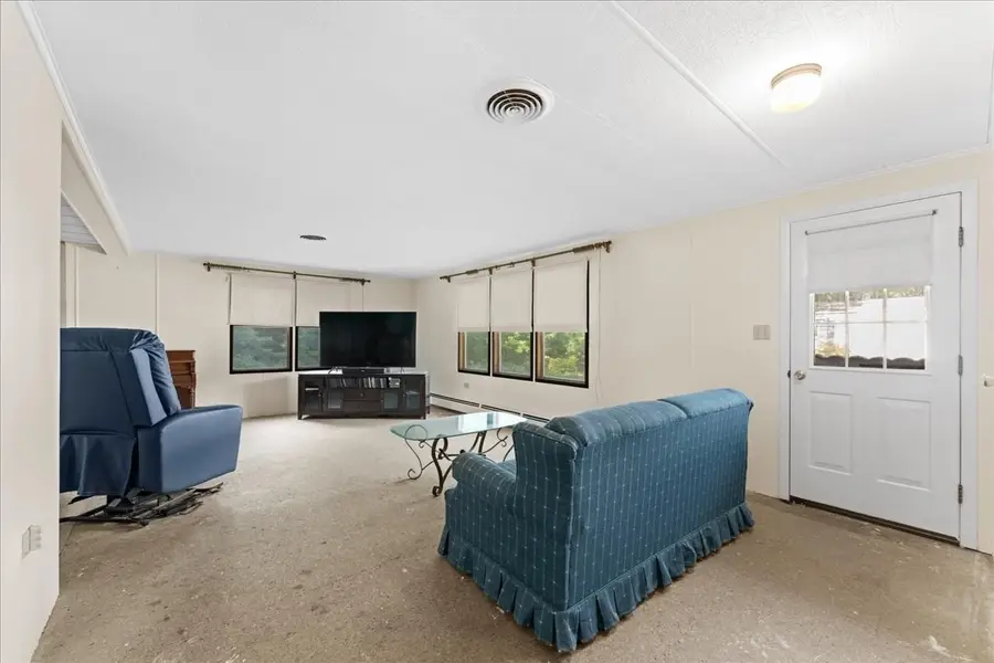36 Silver Birch Ln, Kingston, MA 02364 - #3