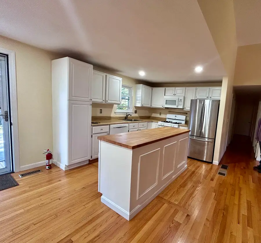 17 Worcester Lane, Hyannis, MA 02601 - #2