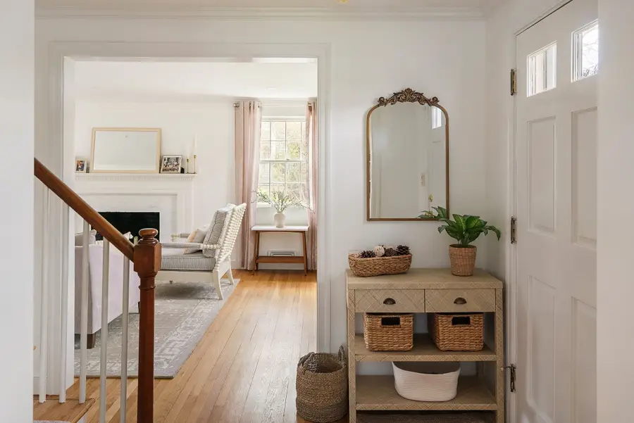 39 River Glen Rd, Wellesley, MA 02481 - #2