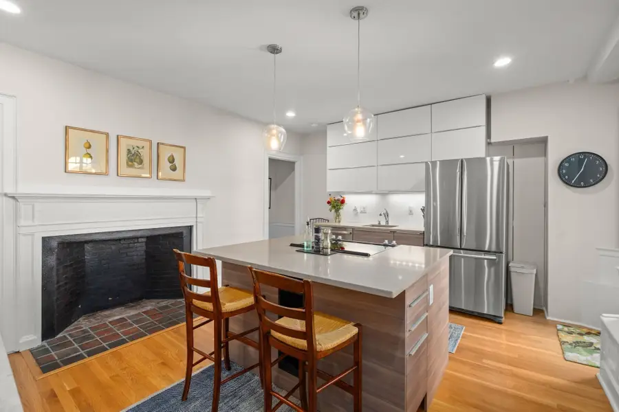 41 Middle St, Newburyport, MA 01950 - #3