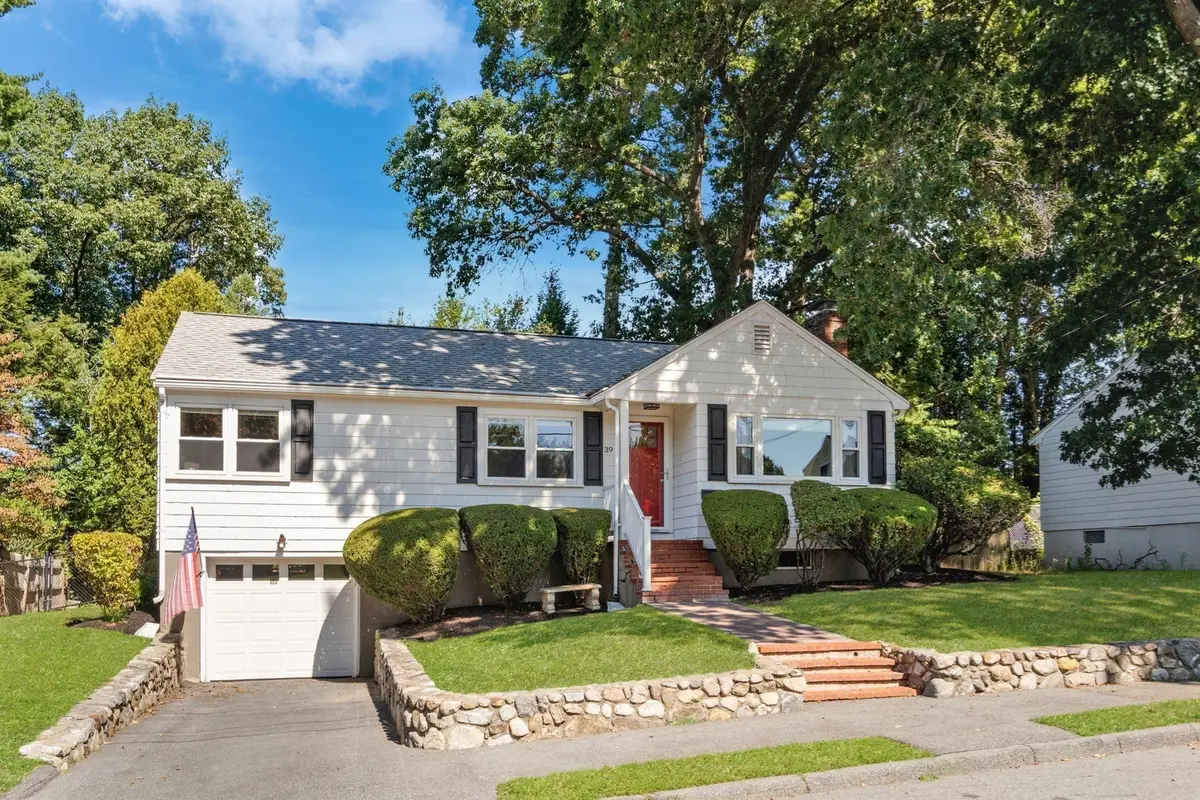39 Robin Rd, Wakefield, MA 01880 - #1