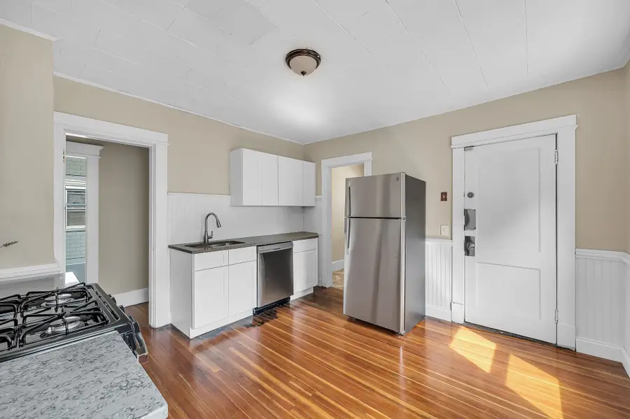 201-203 College St, Springfield, MA 01109 - #3