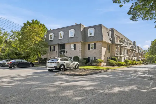 500 Northshore Rd #11A, Peabody, MA 01960