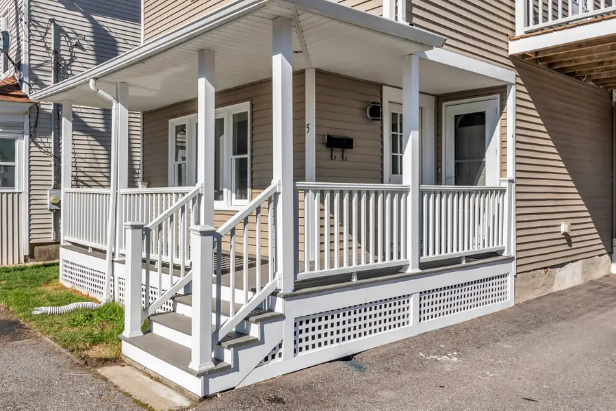 5 Blakelin St, Lawrence, MA 01841 - #2