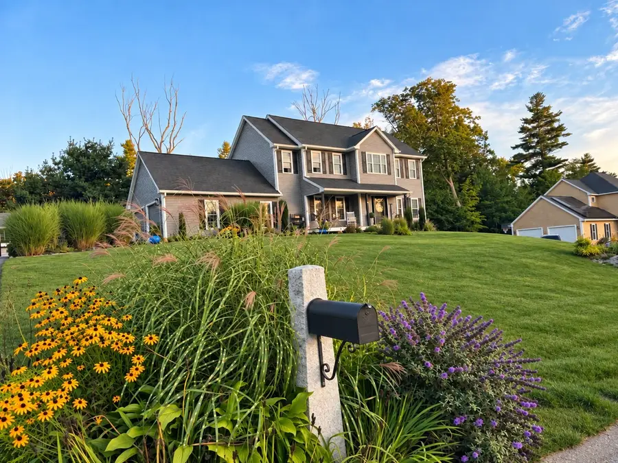 4 Meredith Way, Sturbridge, MA 01518 - #2