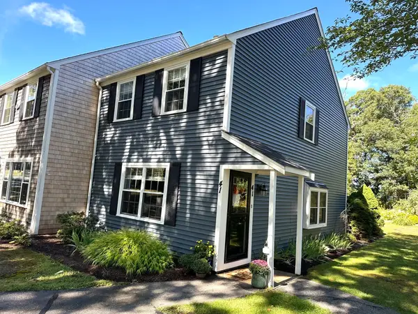41 Woodview Dr #41, Brewster, MA 02631