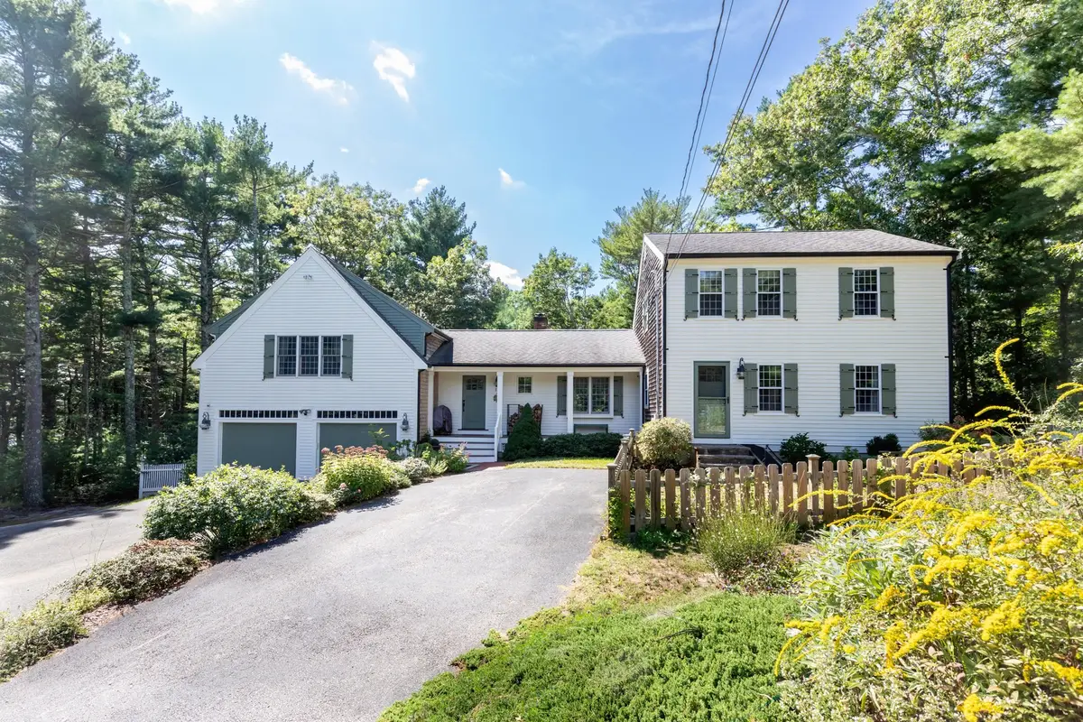 127 Micajah Pond Rd, Plymouth, MA 02360 - #1