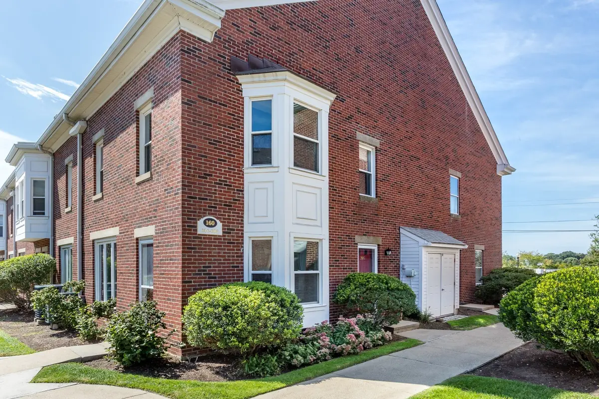 160 Quincy Shore Dr #106, Quincy, MA 02171 - #1