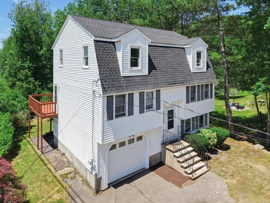 320 North St, Tewksbury, MA 01876 - #3