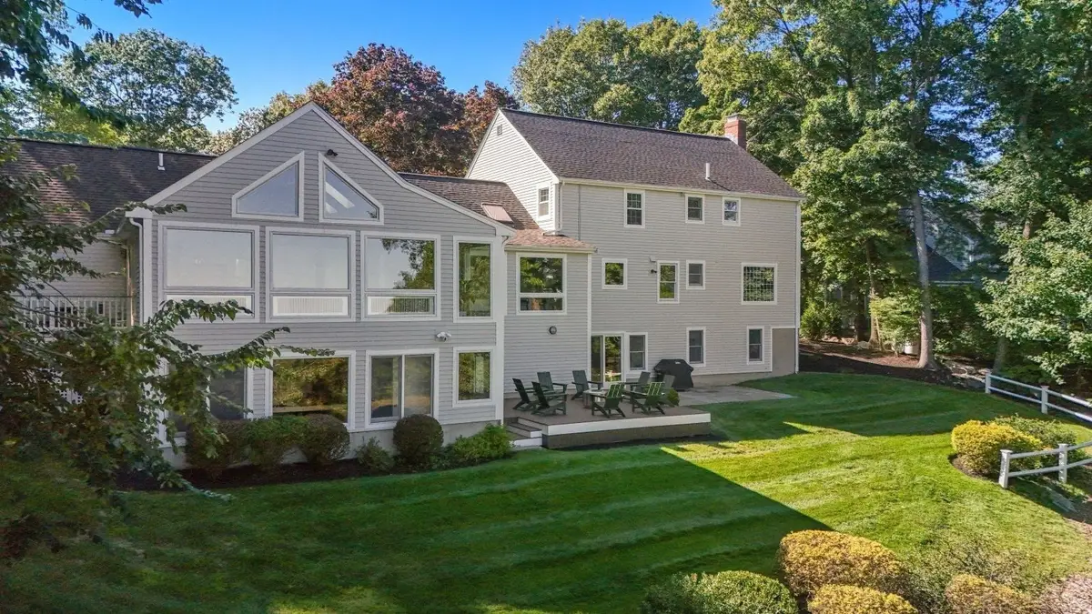 6 Tower Dr, Dover, MA 02030 - #1