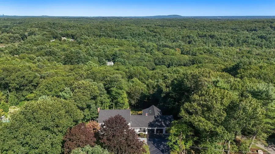 6 Tower Dr, Dover, MA 02030 - #3