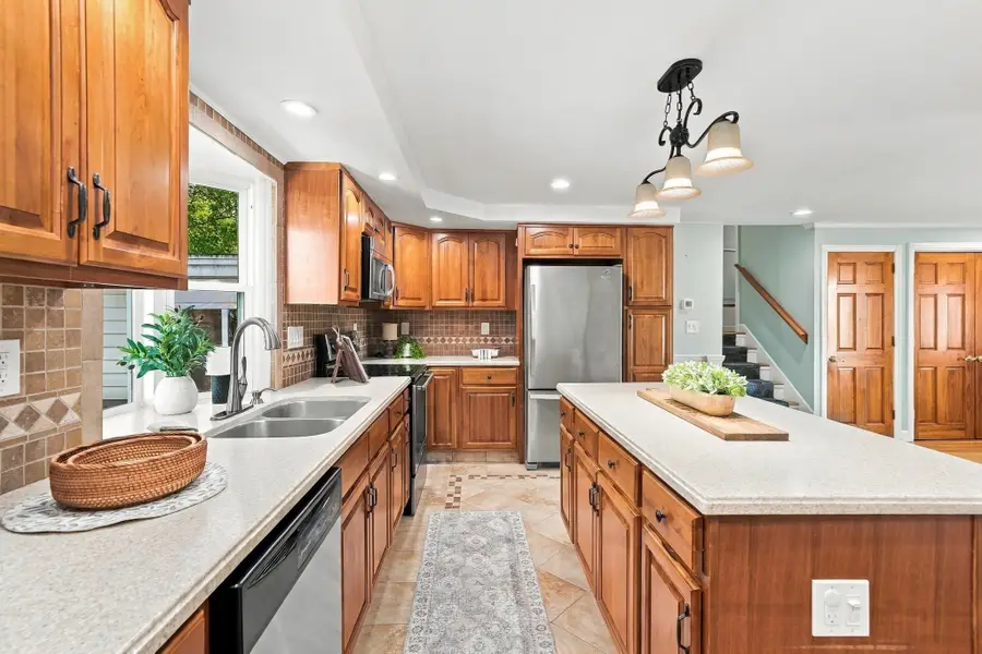 32 Alvin Street, Methuen, MA 01844 - #3