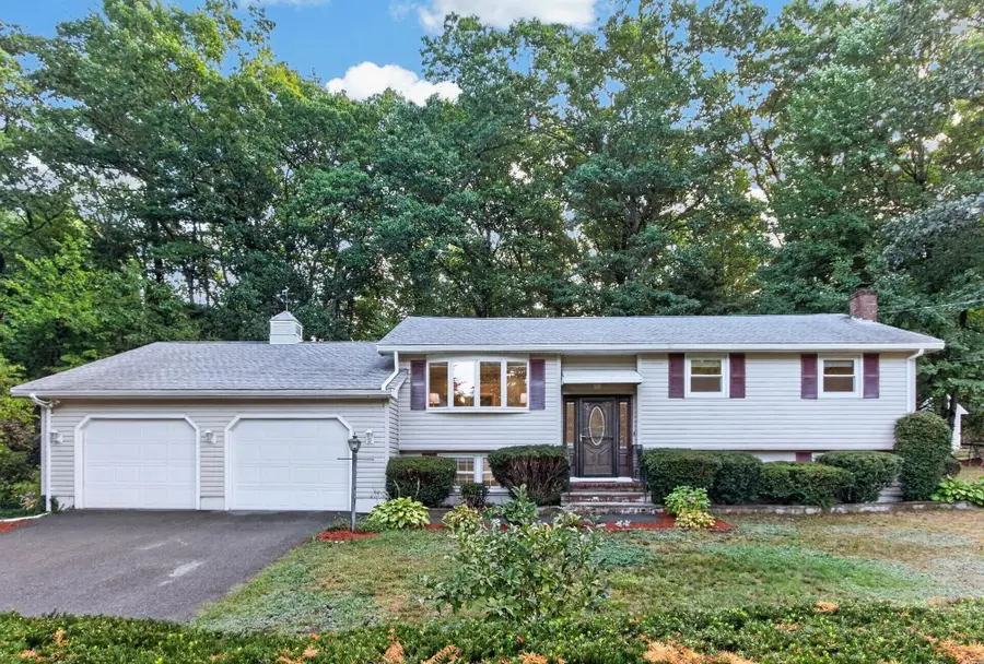 2 Blossom Dr, Billerica, MA 01821 - #2