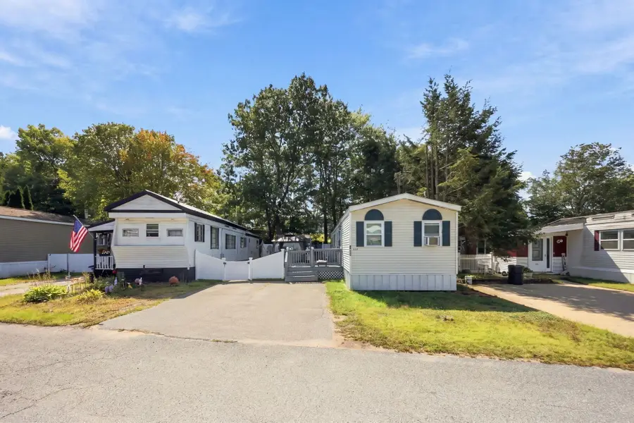176 Lakeview Street, Tewksbury, MA 01876 - #3