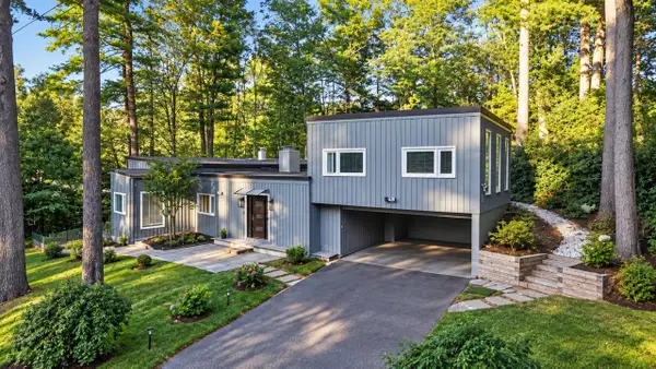 29 Patterson Rd, Lexington, MA 02421