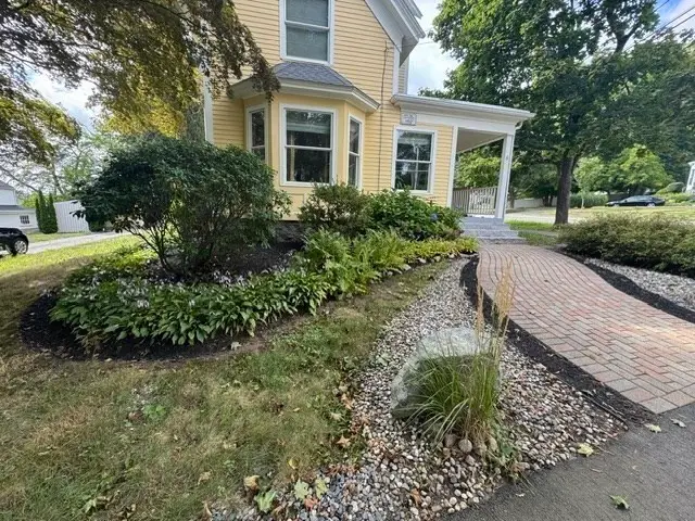8 Winthrop St, Danvers, MA 01923 - #2