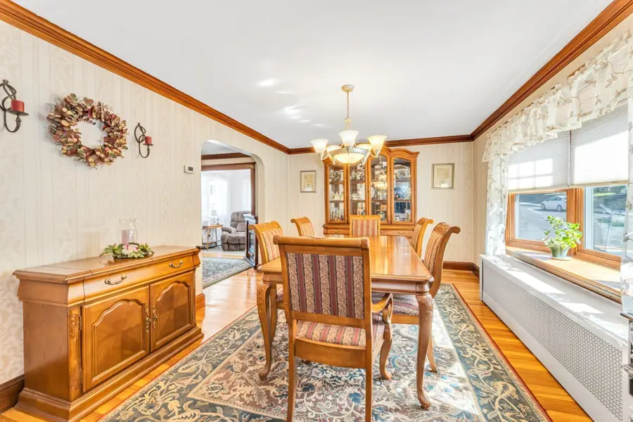 45 Hemlock Rd, Boston, MA 02132 - #3