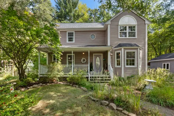 17 Conservation Drive, Douglas, MA 01516