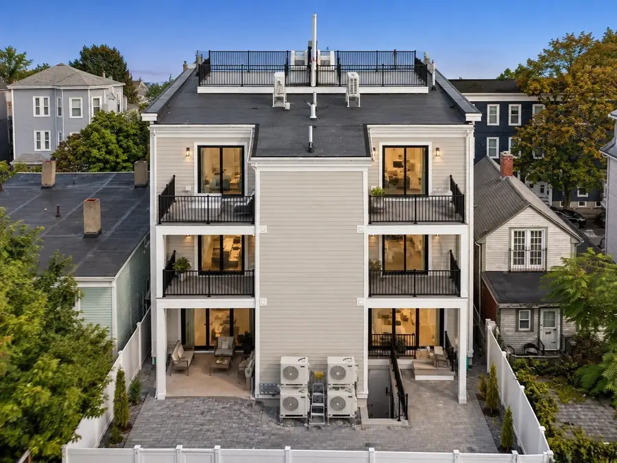 15 Hunting Street #6, Cambridge, MA 02141 - #2