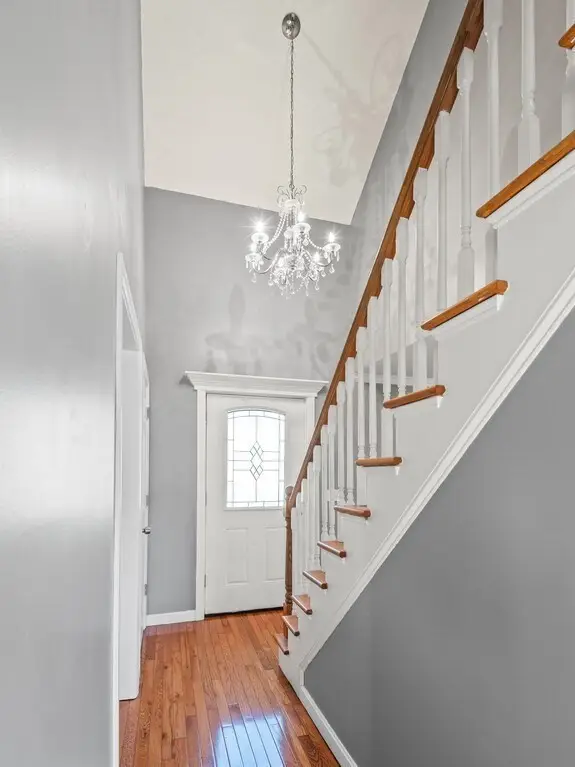 23 Snell St, Sturbridge, MA 01518 - #3