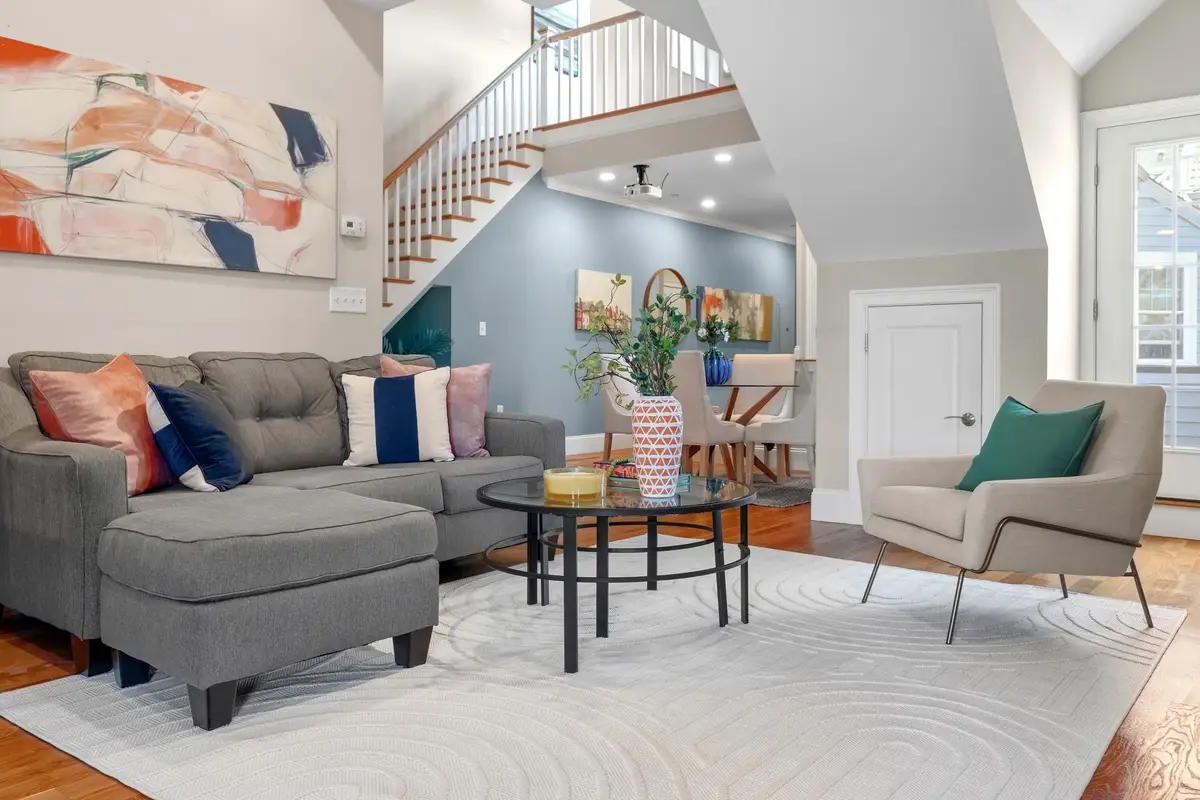 224 Florence St #10, Boston, MA 02131 - #1