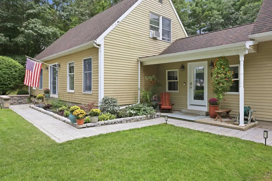 6 Brittany Dr, Palmer, MA 01069 - #2