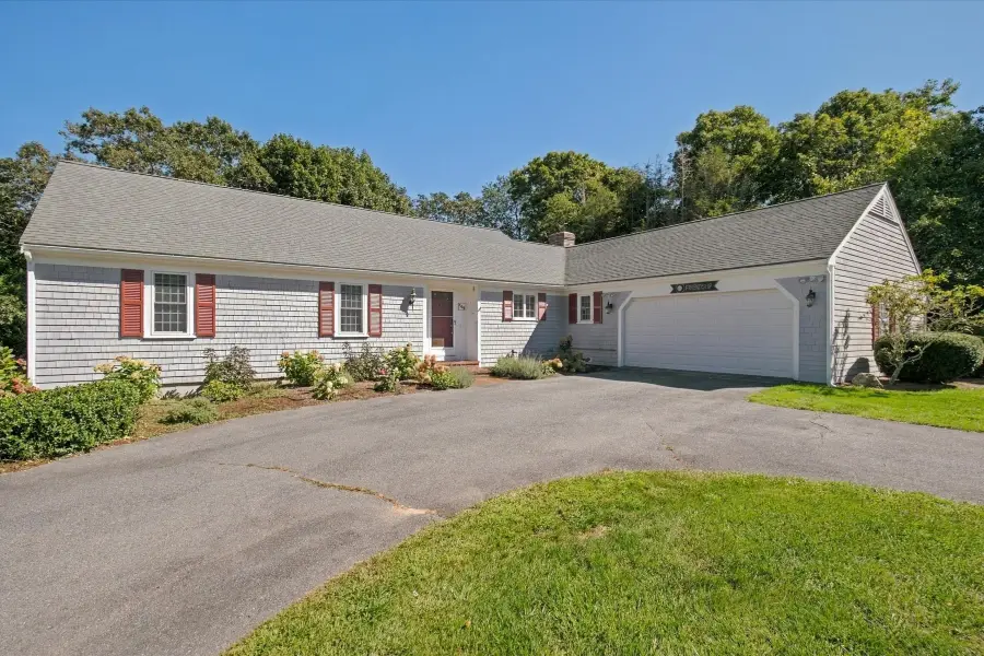 109 Greenland Cir, South Dennis, MA 02675 - #2